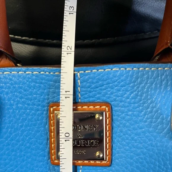 - Dooney & Bourke tote handbag Chelsea blue. Pebble l… - Picture 2 of 11